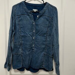 Orvis chambray top